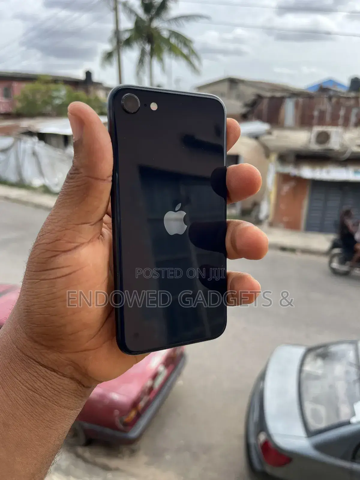 Apple iPhone SE (2022) 64 GB Black