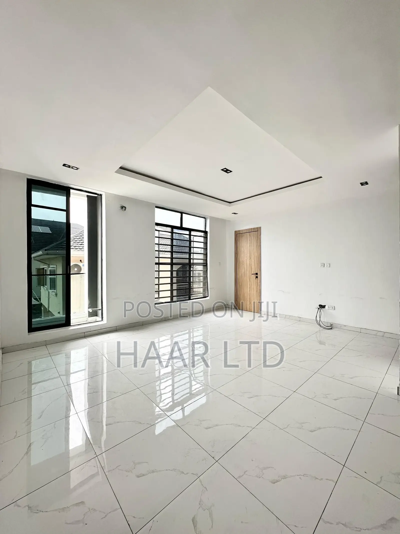 3bdrm Apartment in Lekki Phase 2 for rent
