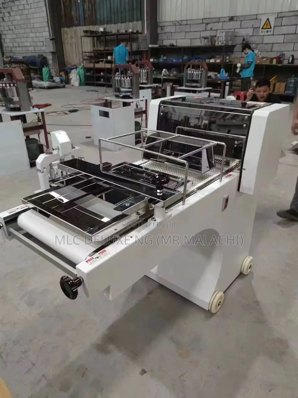 Bakery Dough Roller / Bakery Dough Molder / Bread Machine