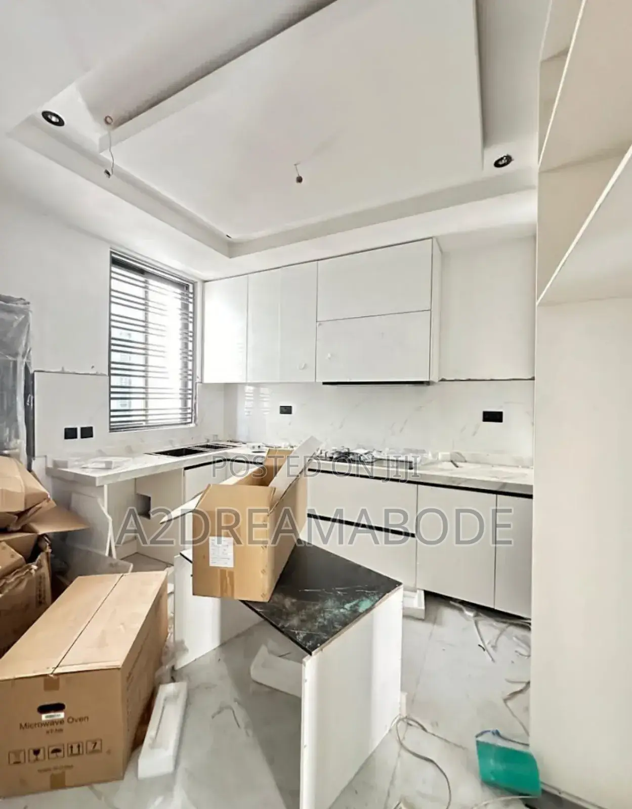 4bdrm House in Off Awolowo Way, Ikoyi for sale