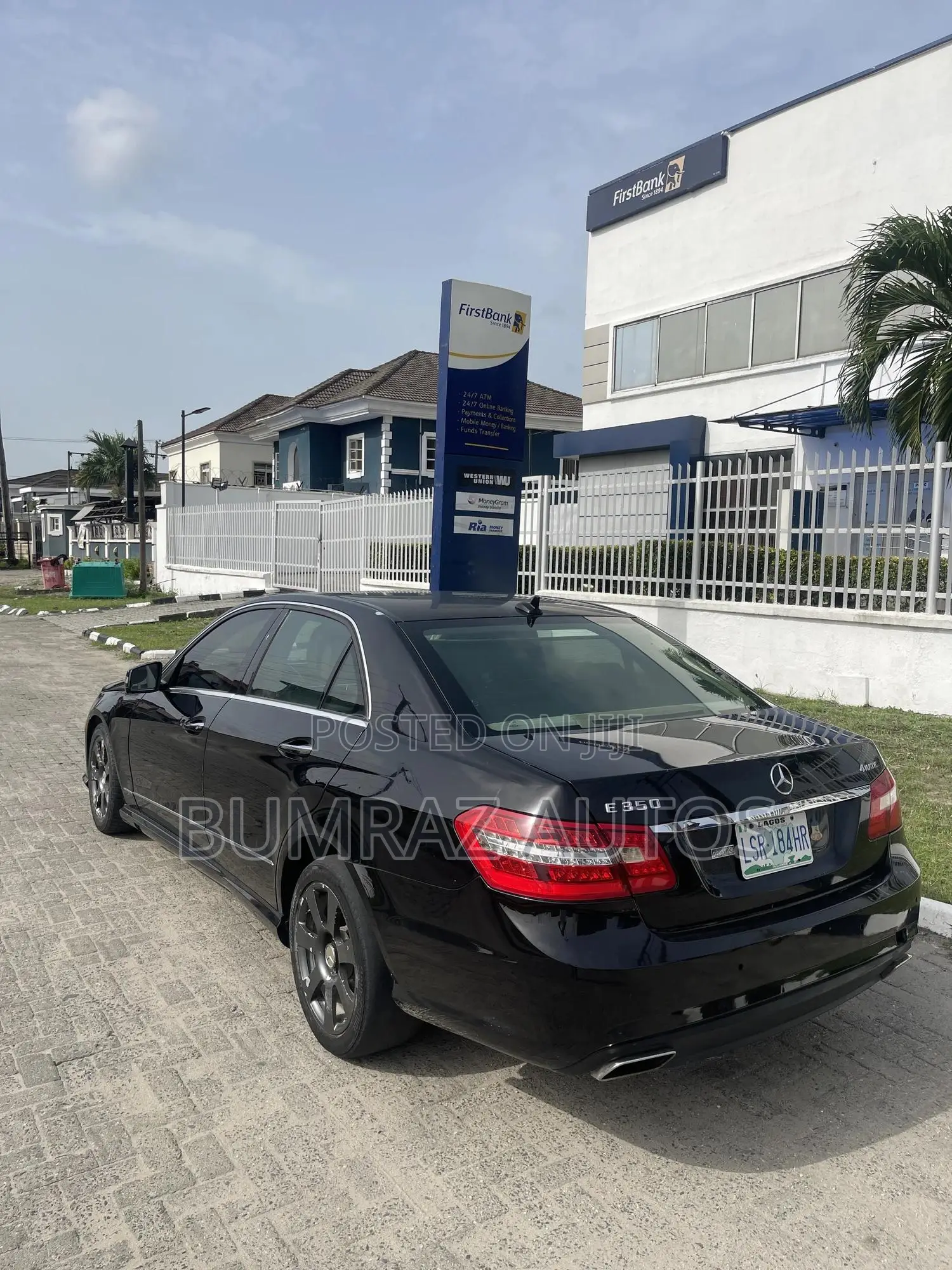 Mercedes-Benz E350 Base 4Matic Sedan AWD (3.5L 6cyl 7A) 2013 Black