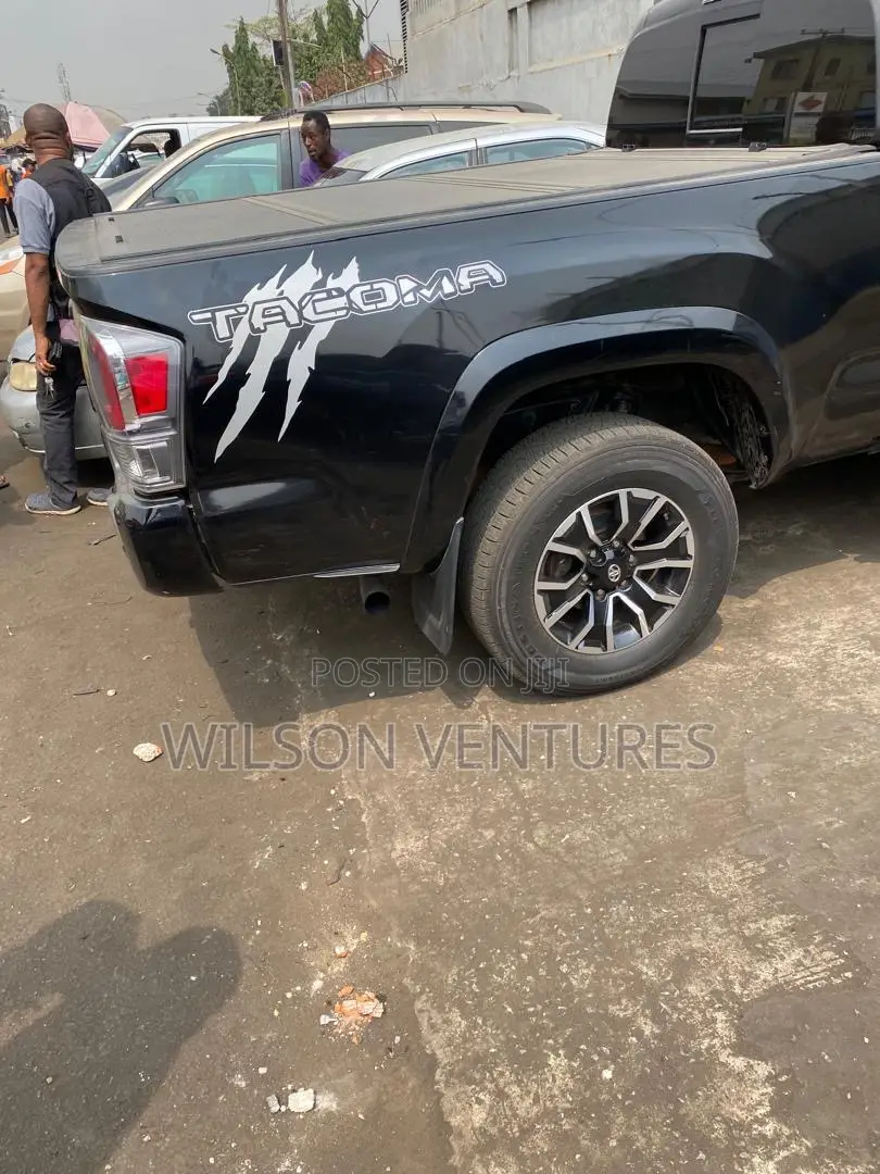 Body Sticker for Toyota Tacoma