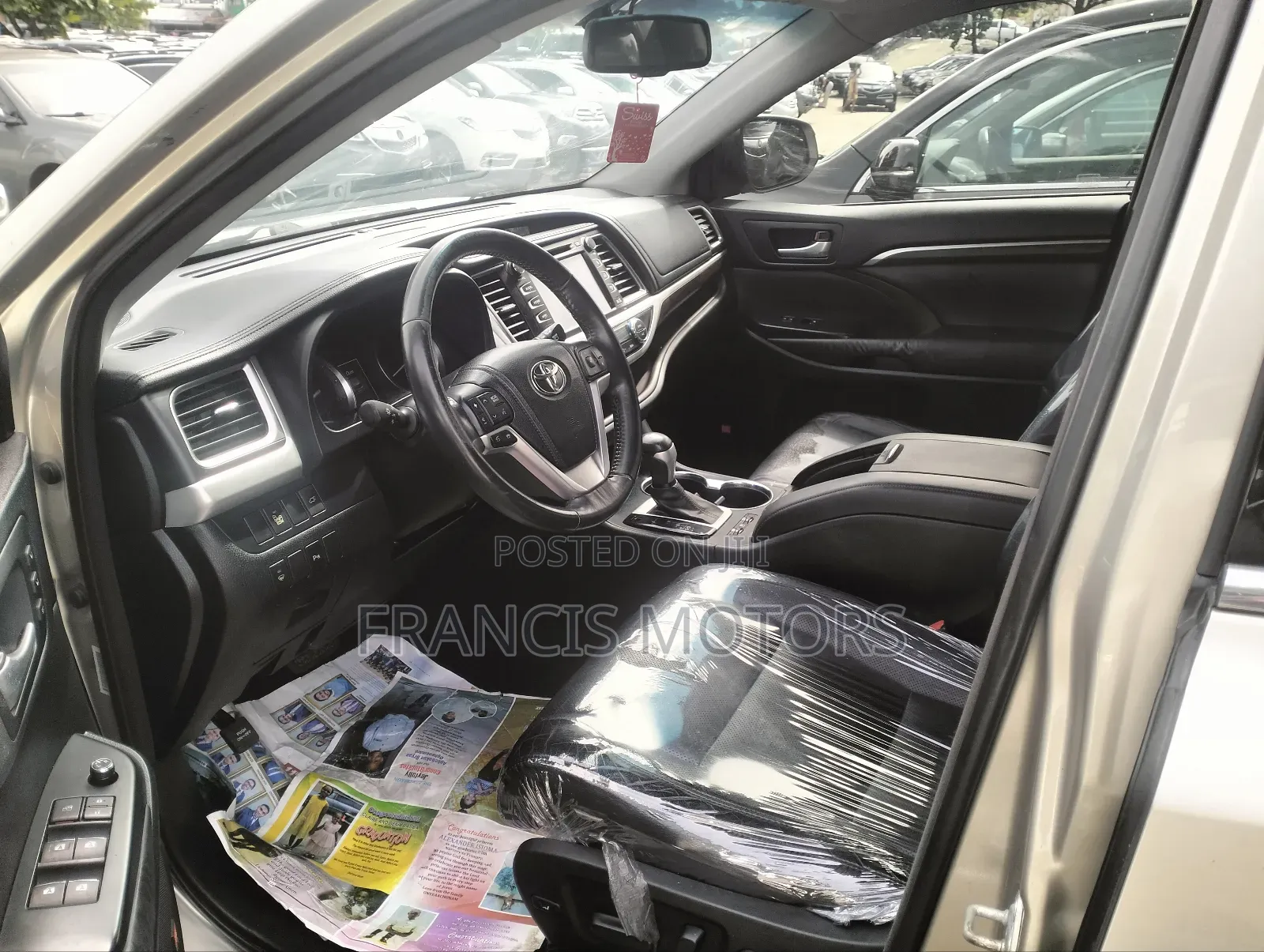 Toyota Highlander Limited Platinum 4dr SUV AWD (3.5L 6cyl 6A) 2015 Gold
