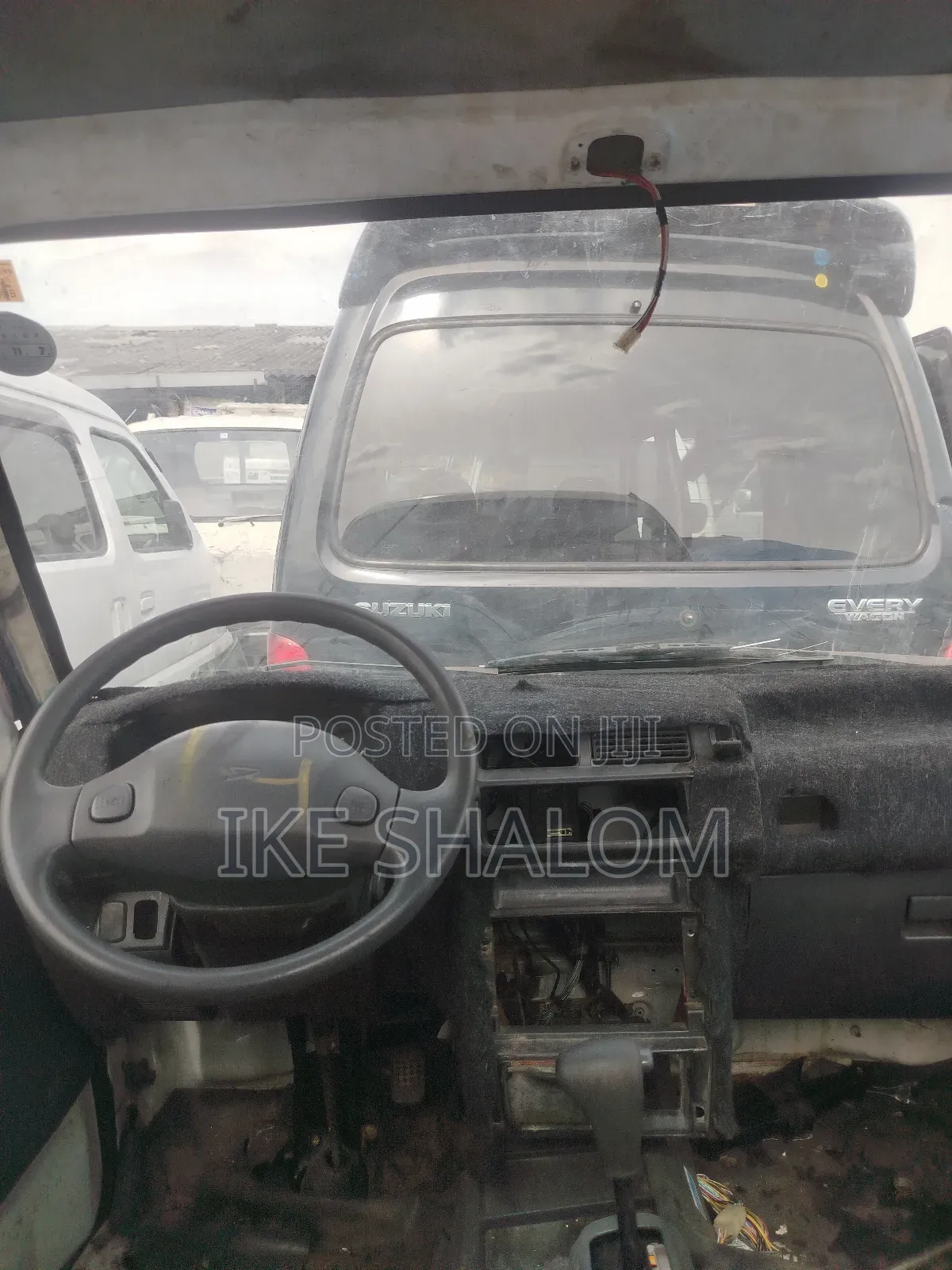 Daihatsu Hijet 2010 White