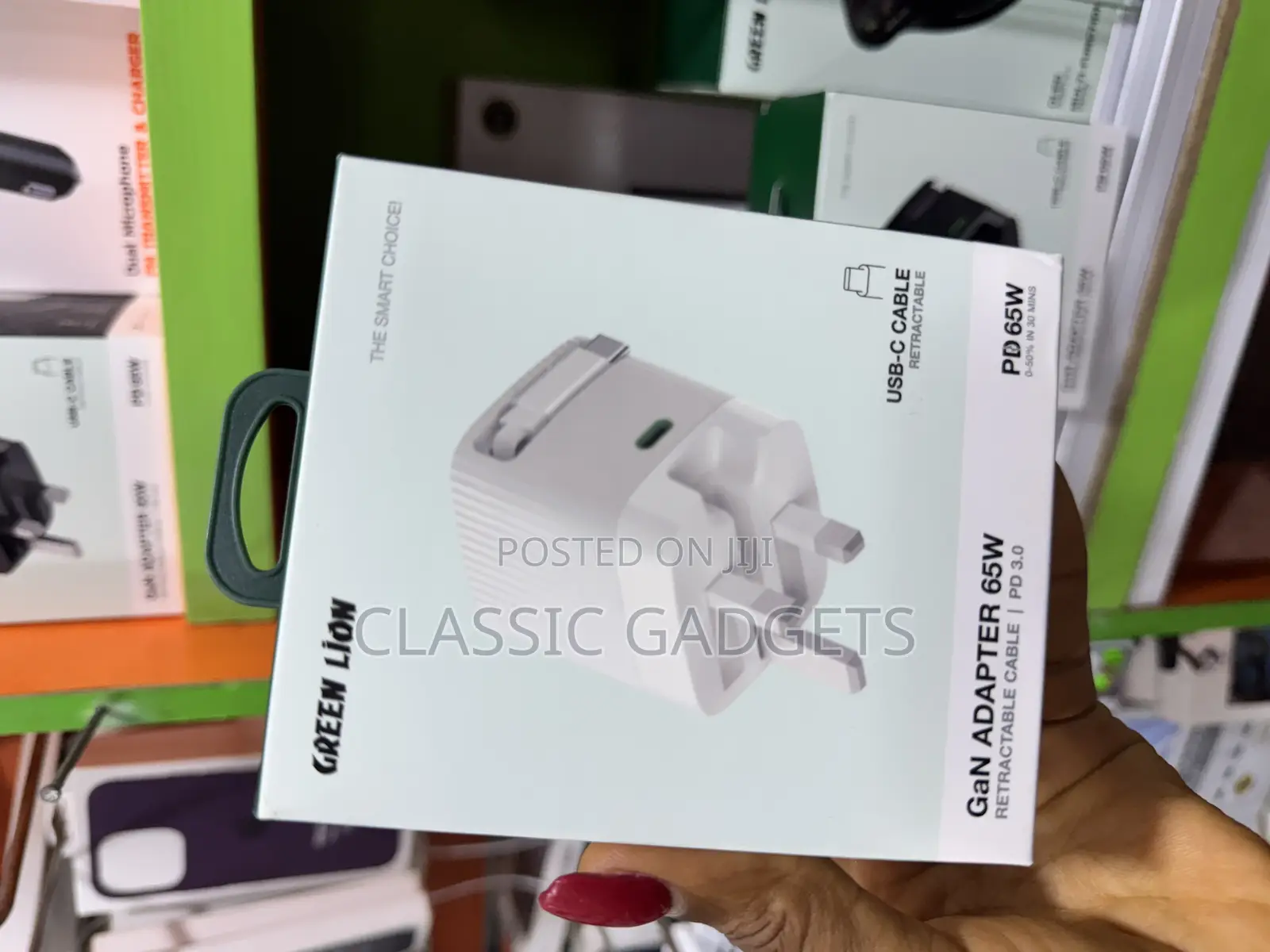 Green Lion 65w Gan Adapter With Retractable Cable