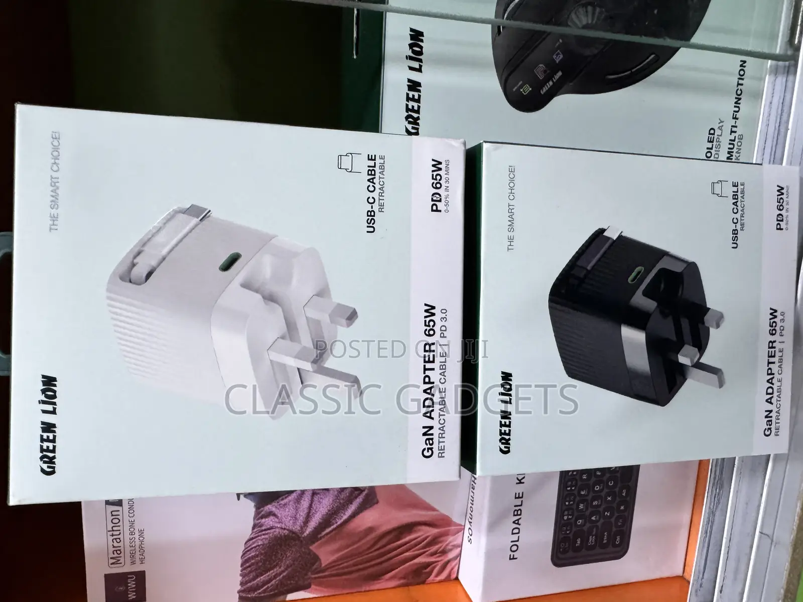 Green Lion 65w Gan Adapter With Retractable Cable