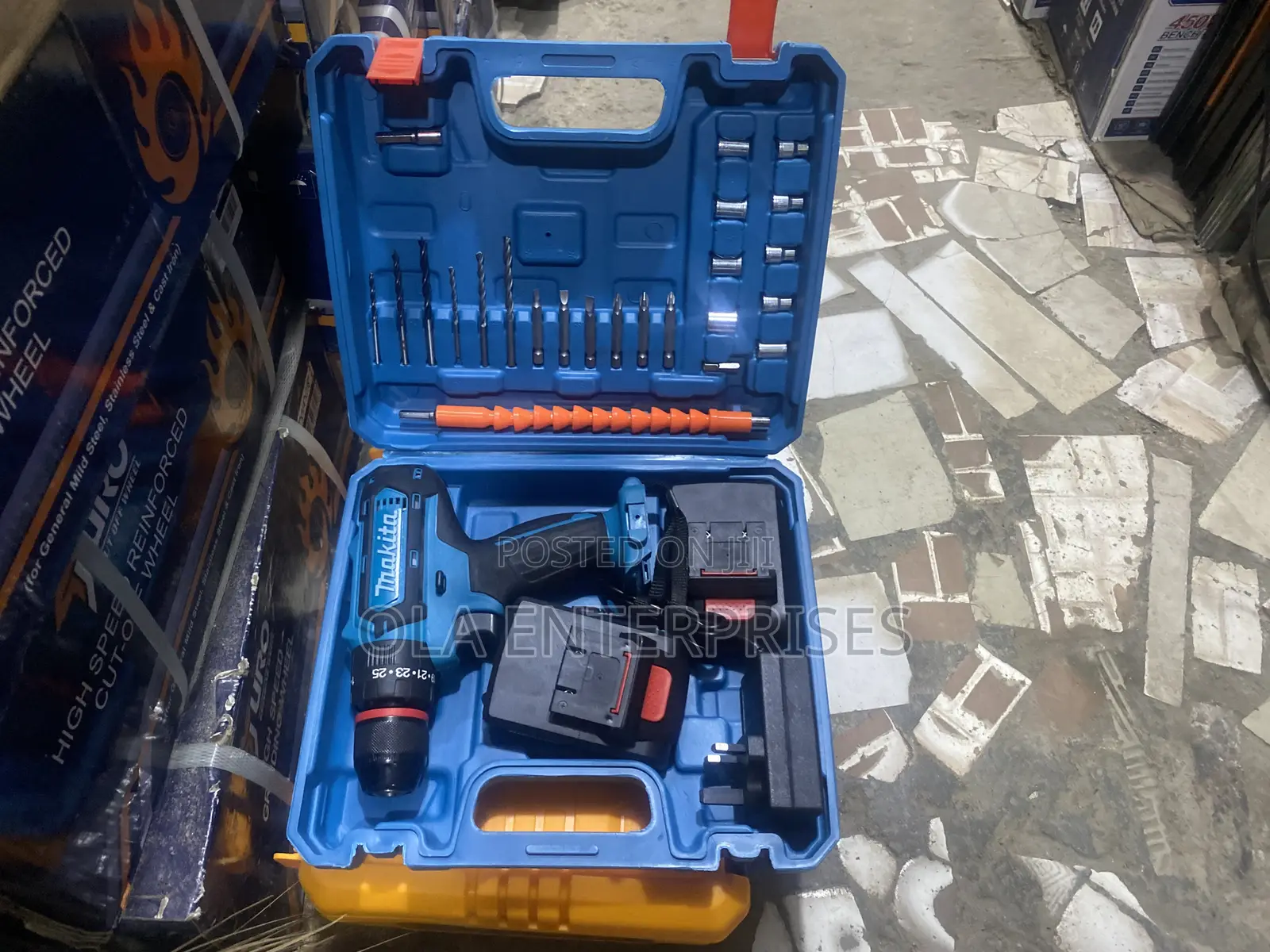 Makita 36v Lithium Screwing Machine