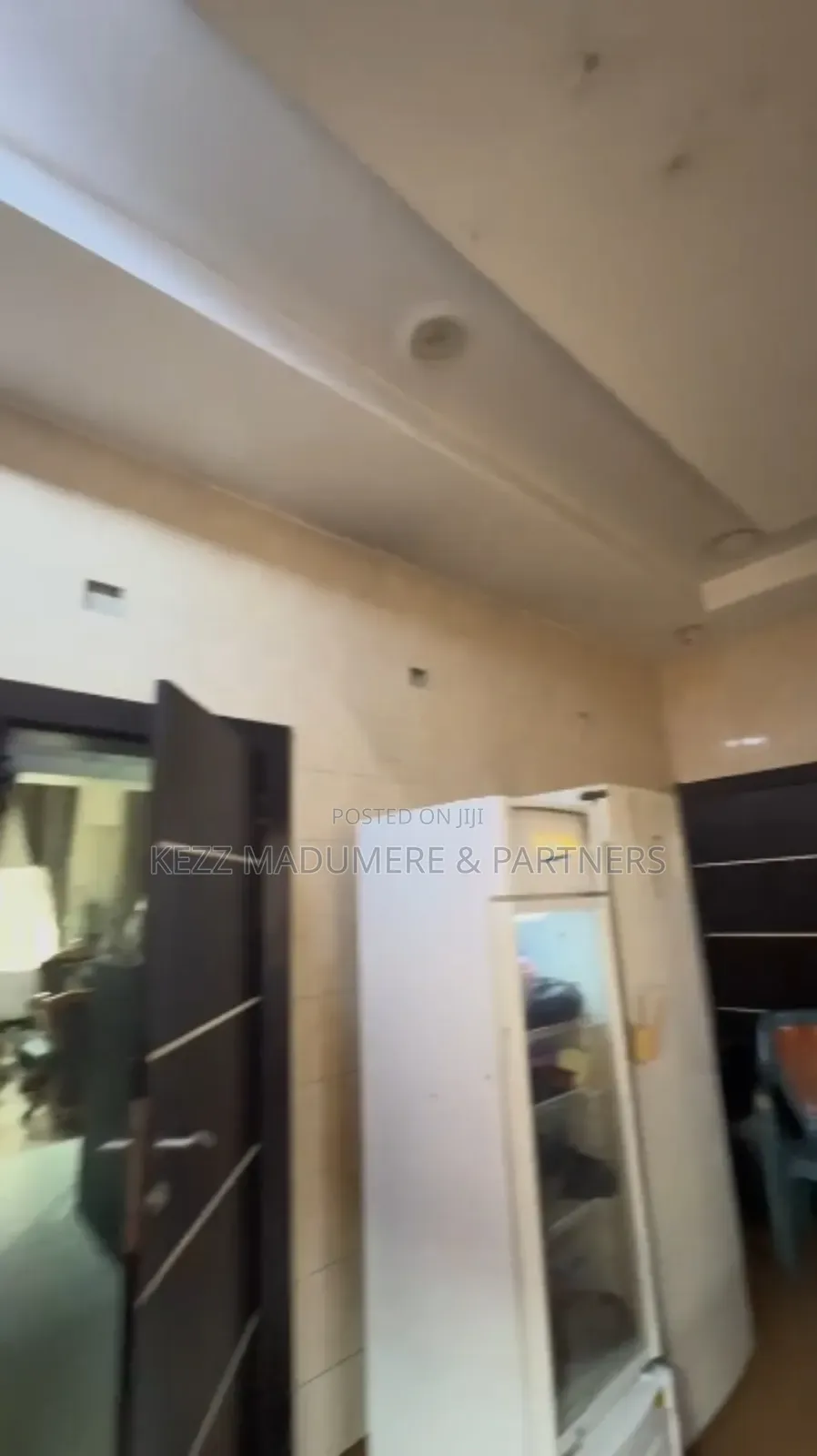 For Sale : Functional 27 Rooms Hotel in Port Harcourt