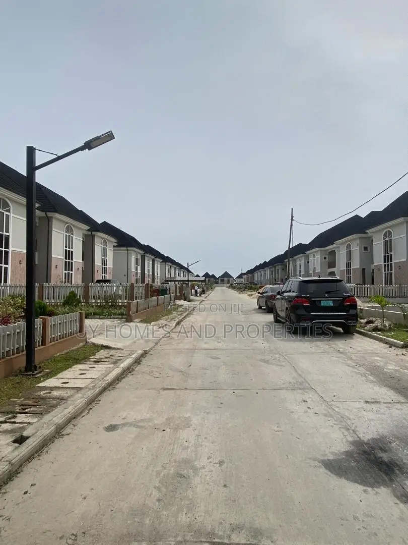 4bdrm Duplex in Reefcourts Estate, Port-Harcourt for sale
