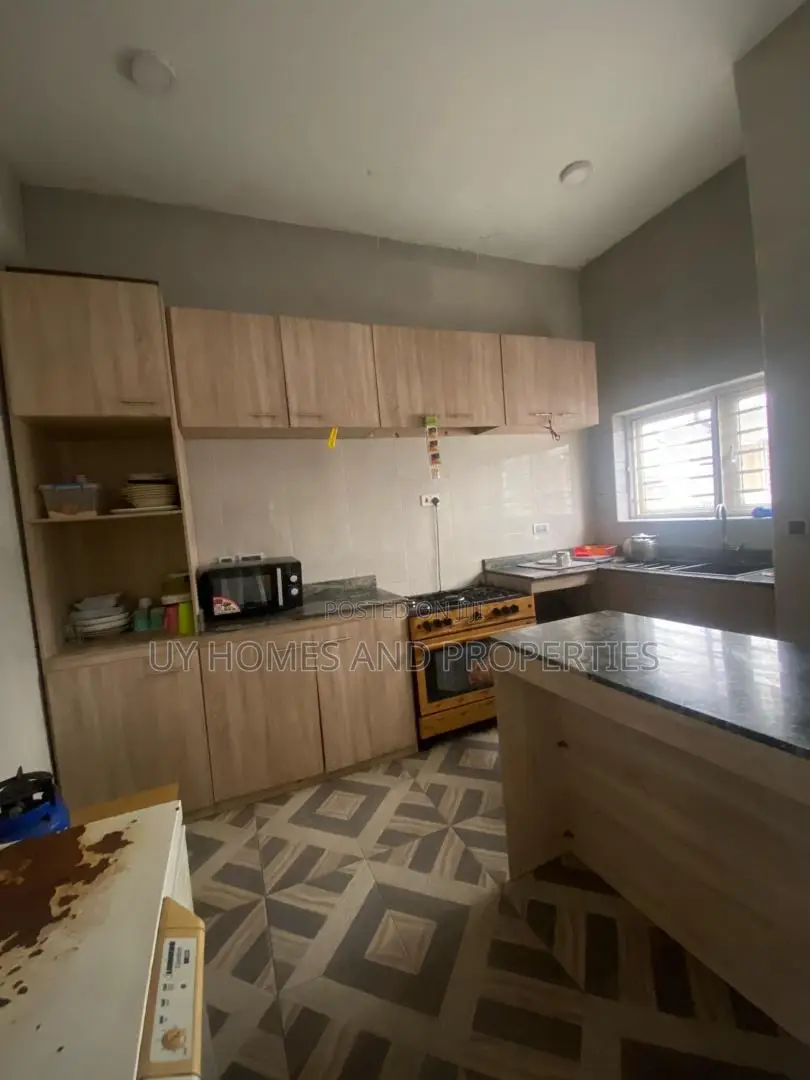 4bdrm Duplex in Reefcourts Estate, Port-Harcourt for sale