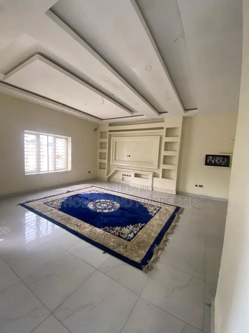 4bdrm Duplex in Reefcourts Estate, Port-Harcourt for sale