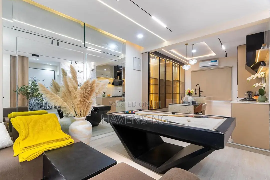 Luxurious 2-Bedroom Apartment With Pool, Snooker