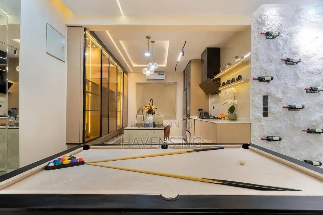 Luxurious 2-Bedroom Apartment With Pool, Snooker