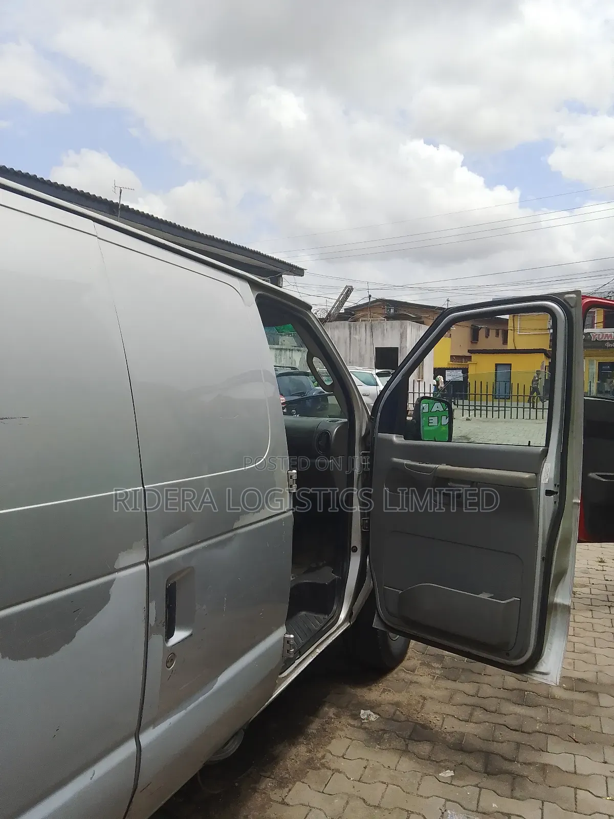 Van For Hire In Egbe/Idimu