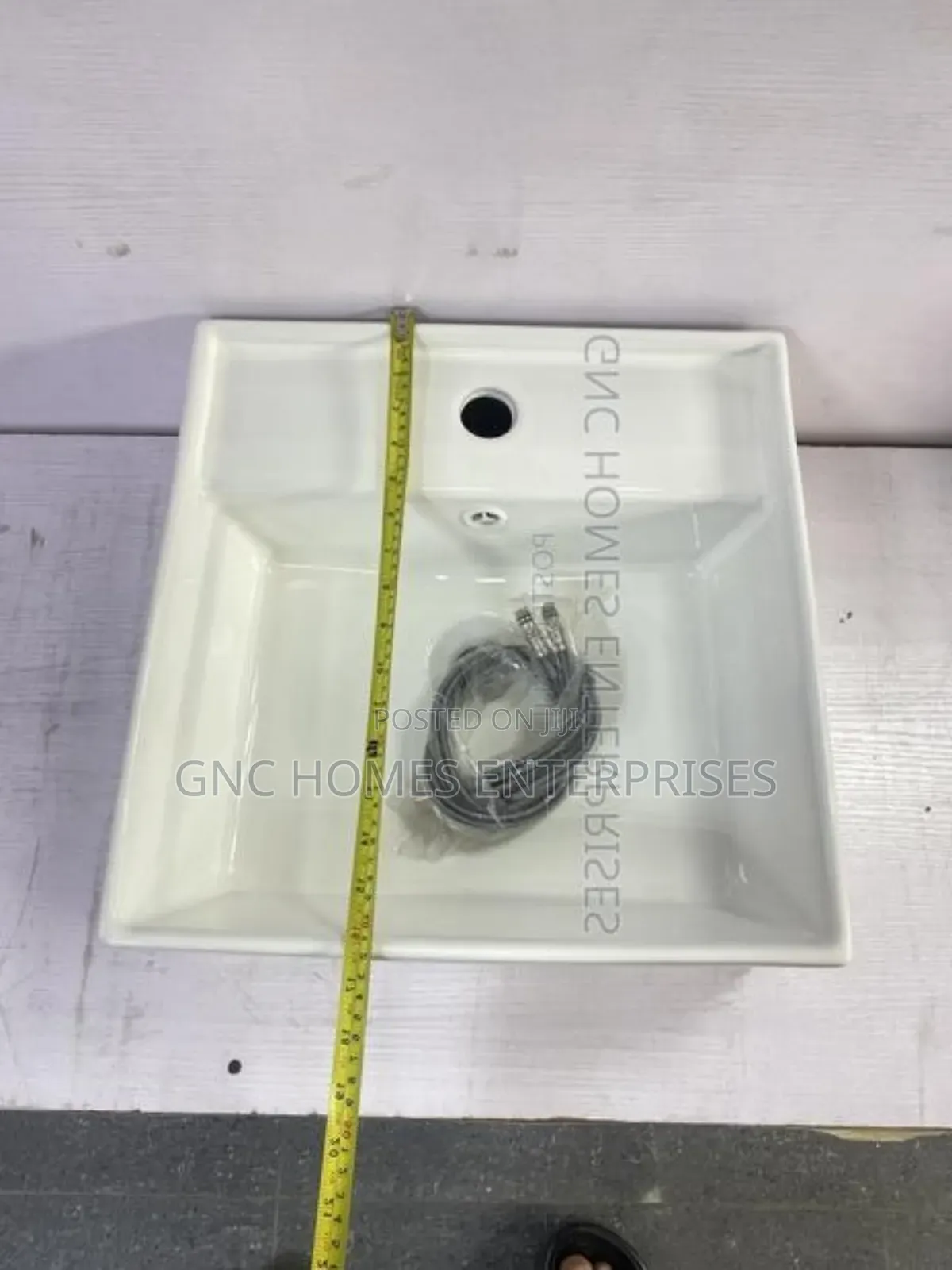 Square Wall Hung Basin 40/40cm