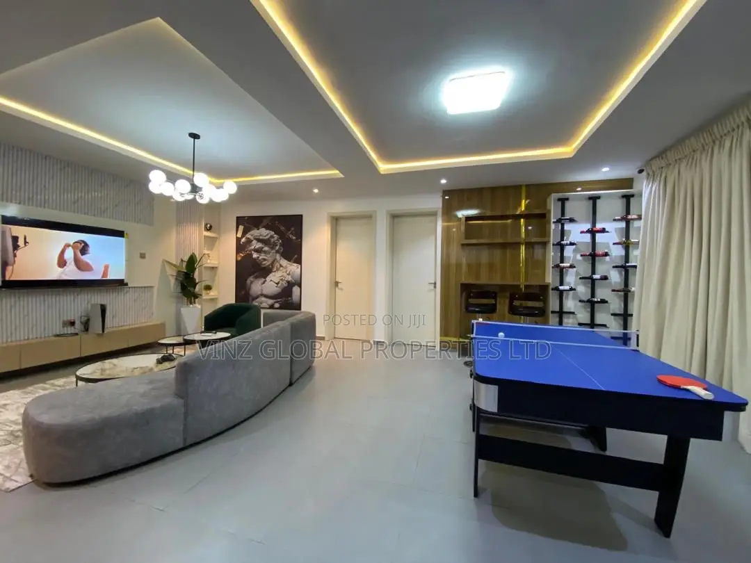 Exquisite 2 Bedroom Apartment With Snooker Board Ps5