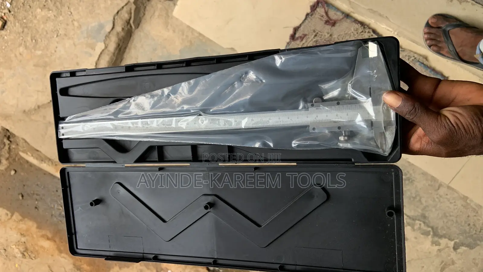 Manual Venier Caliper (0-300mm)
