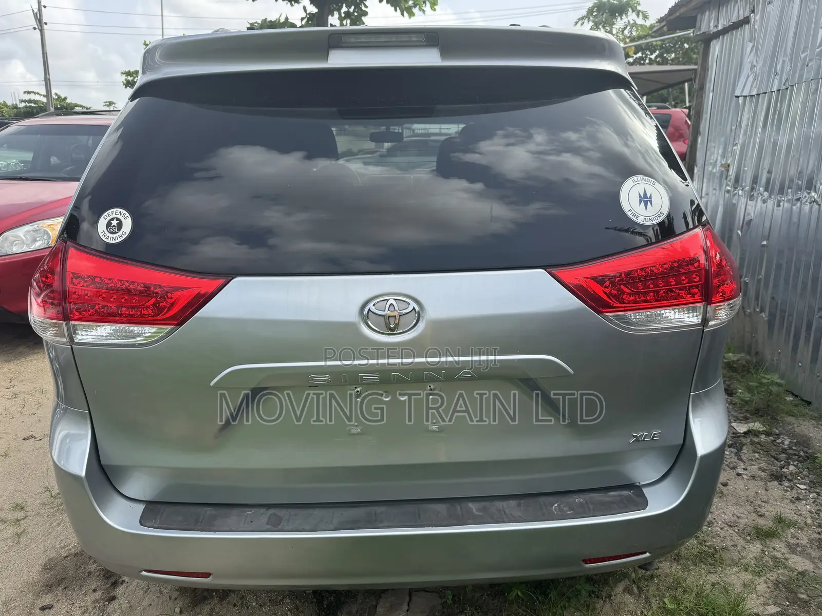 Toyota Sienna XLE 7 Passenger 2012 Silver