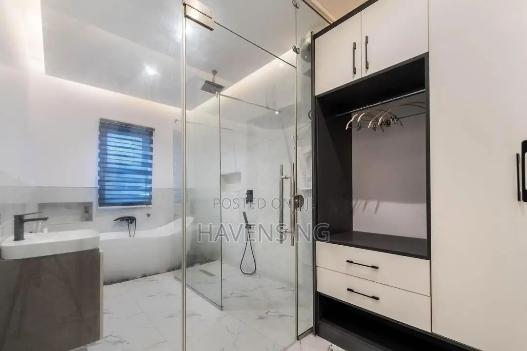 Brand New 2-Bedroom Penthouse Maisonette