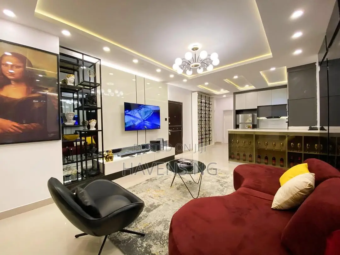 Exquisitely Furnished 1-Bedroom Apartment