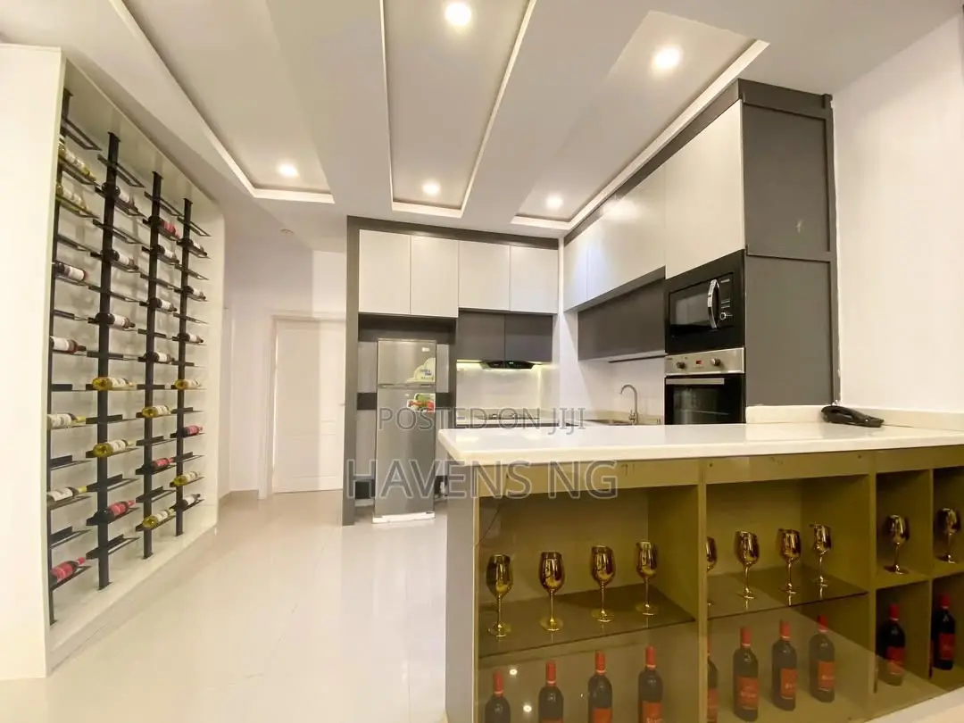 Exquisitely Furnished 1-Bedroom Apartment