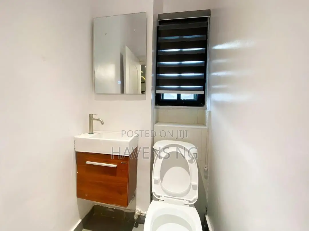 Exquisitely Furnished 1-Bedroom Apartment