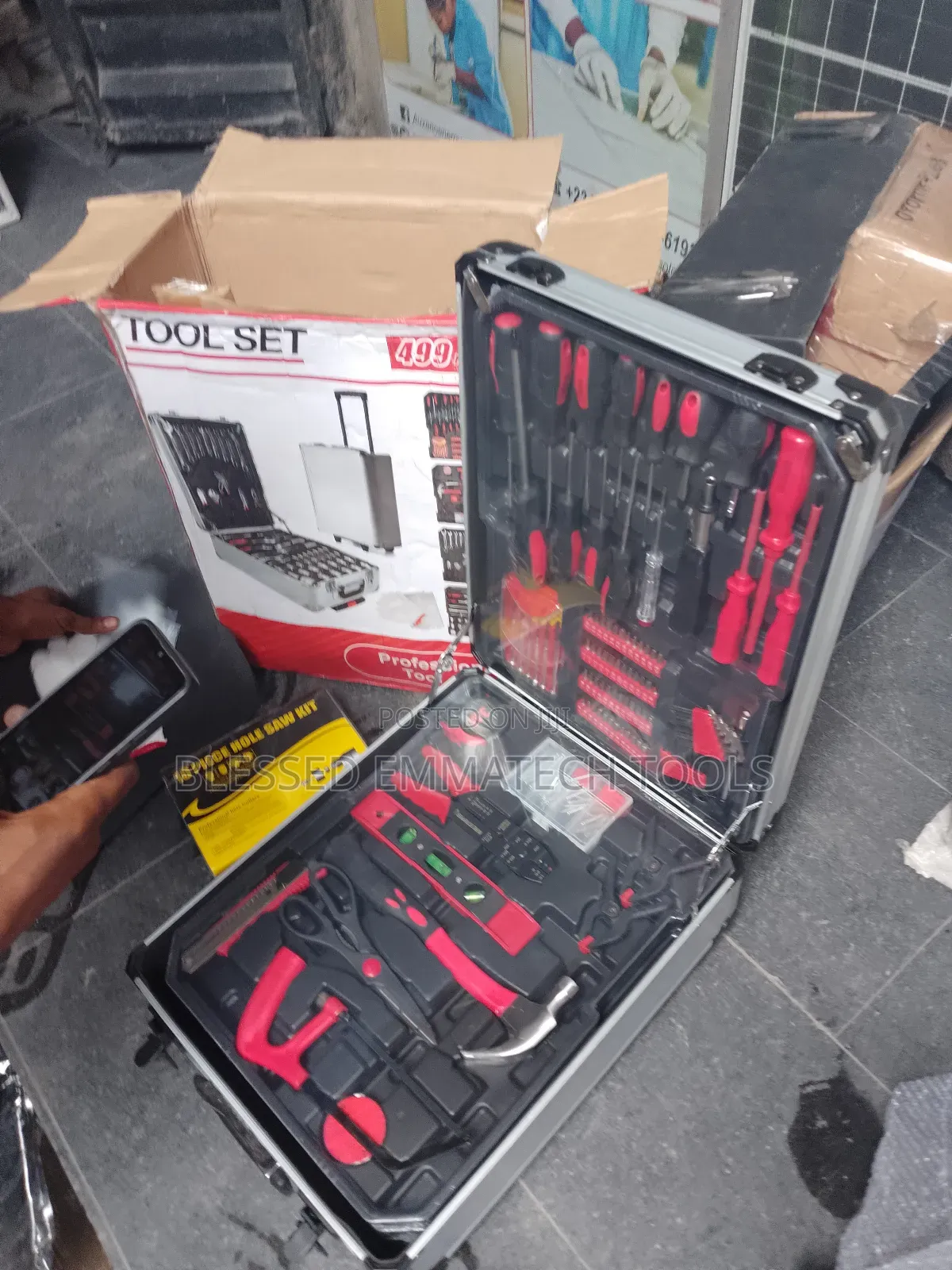Zubby 187:Pcs Tools Box