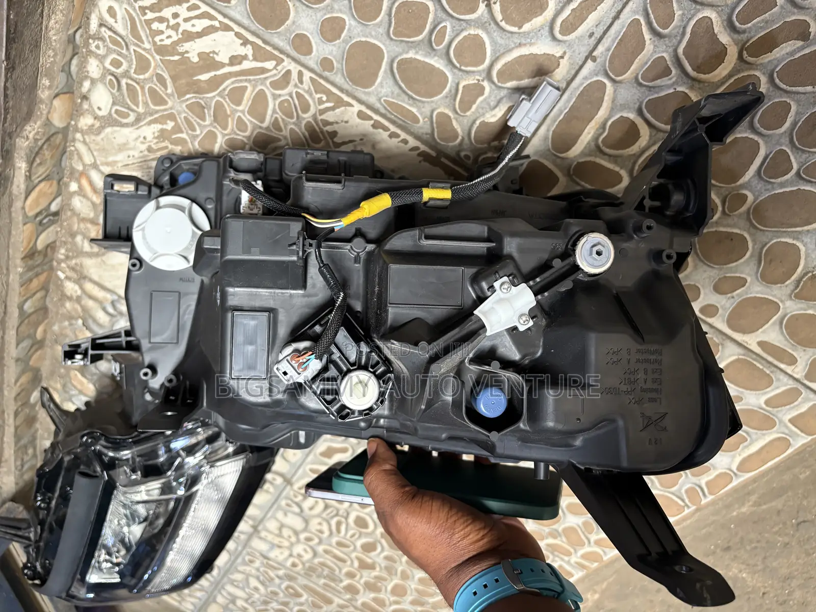 Toyota Landcruiser 2022 Original Direct Headlamp