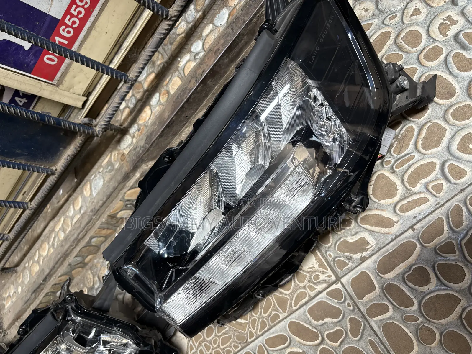Toyota Landcruiser 2022 Original Direct Headlamp