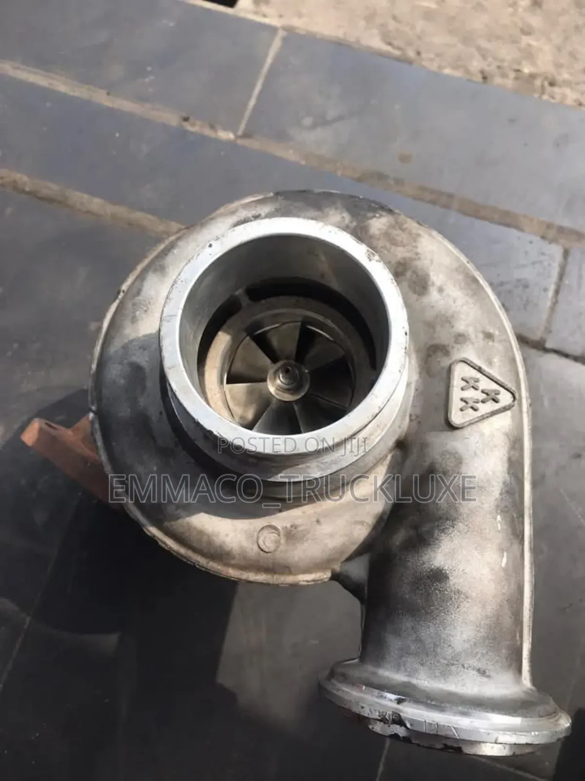 Turbo Charger ( Mack )