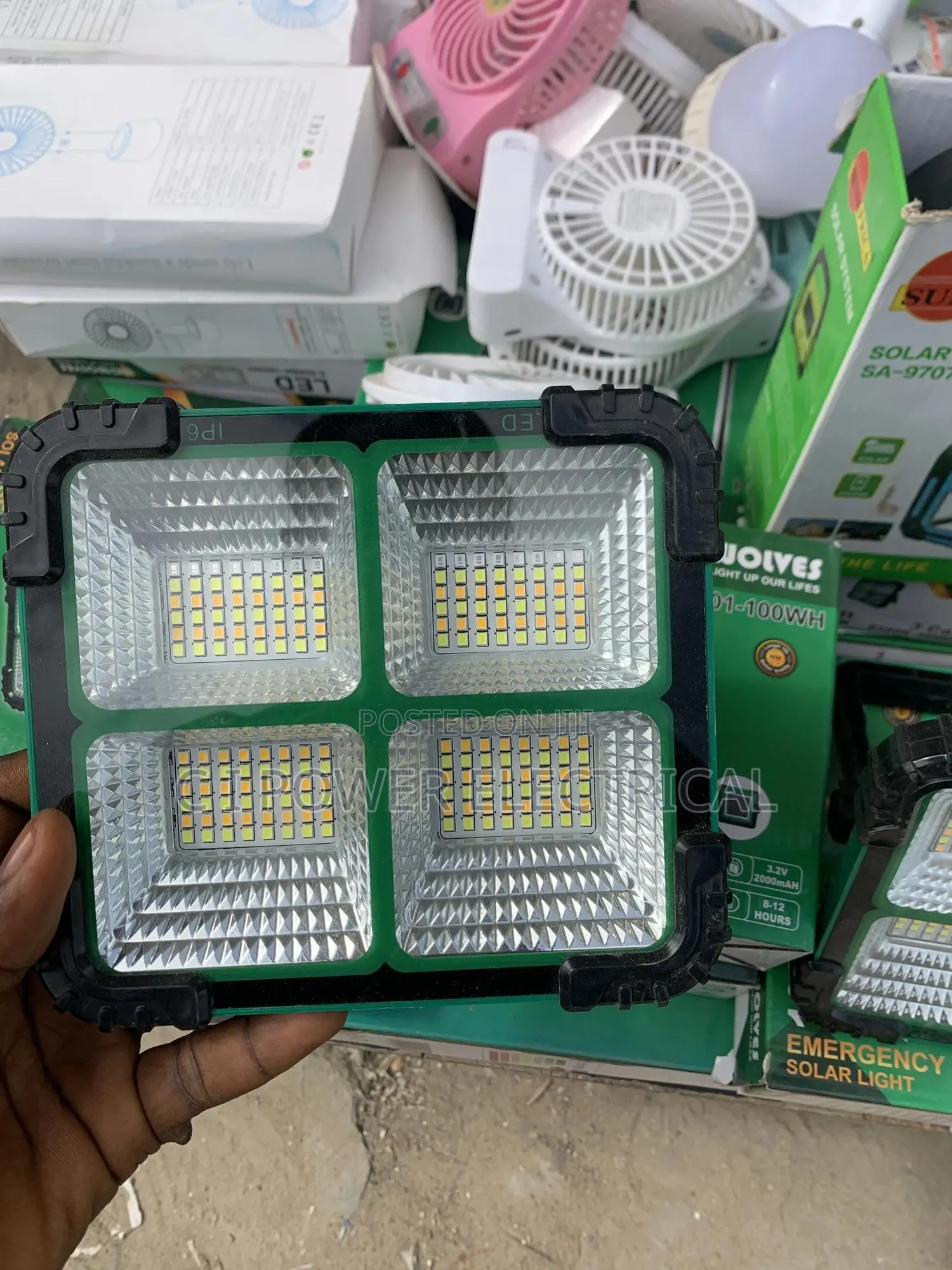 100 Watt’S Rechargeable Light