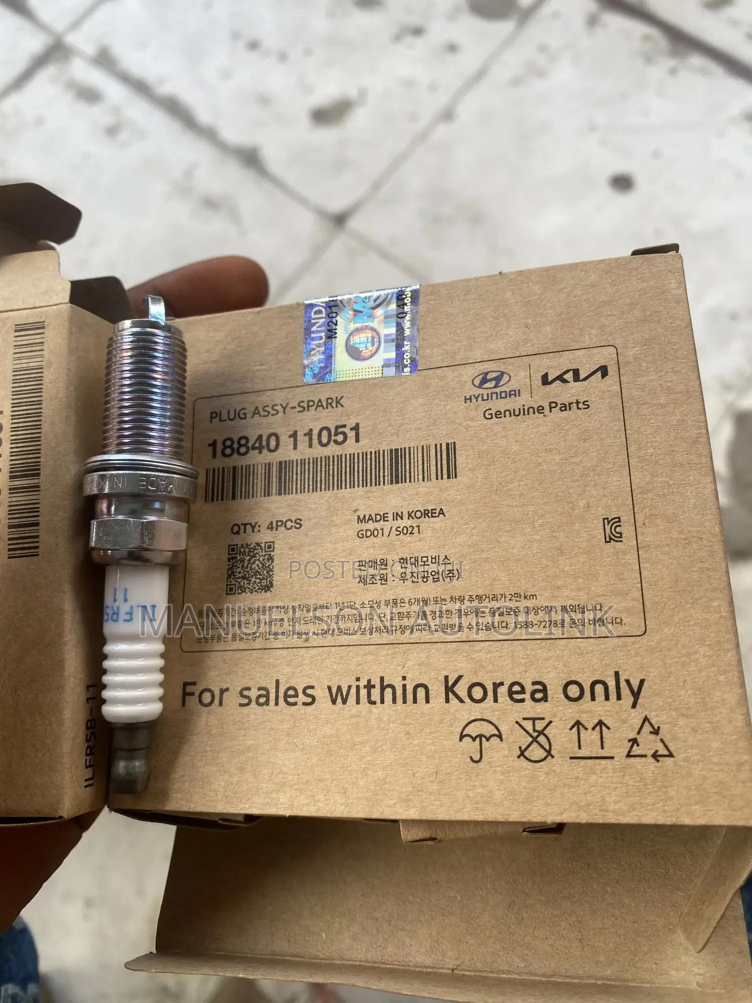 Spark Plug Hyundai,Kia Santafe Tucson Accent Sonata Veracruz