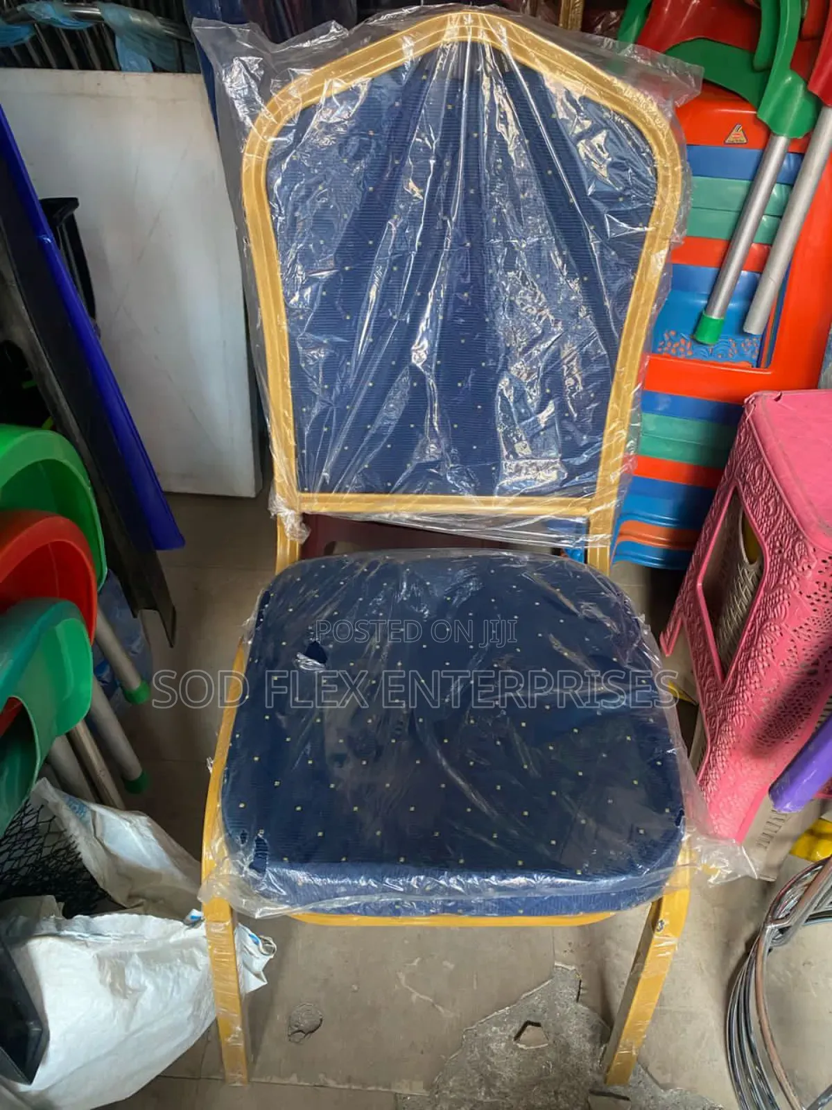 Luxurious Durable Banquet Chair 🪑