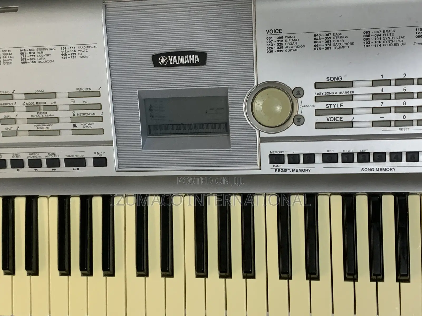 DGX-205 Durable Yamaha Keyboard With Pitch Bend
