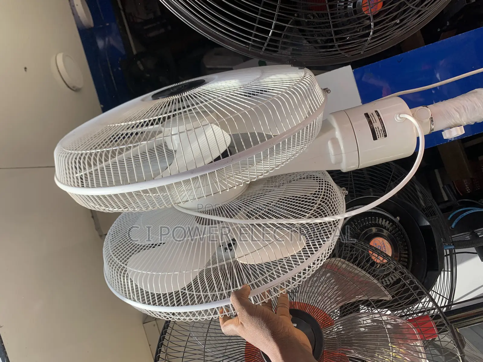Dua Double Head Standing Fan