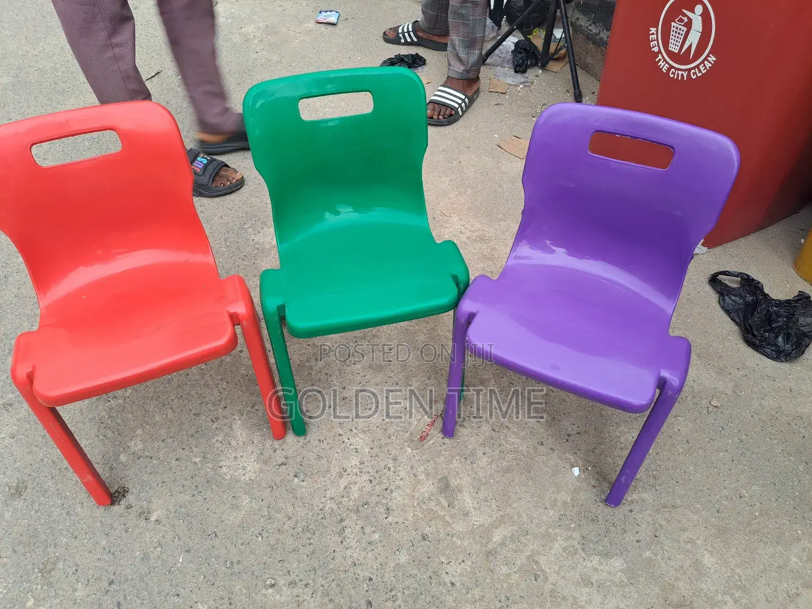 Plastic Strong School Chairs