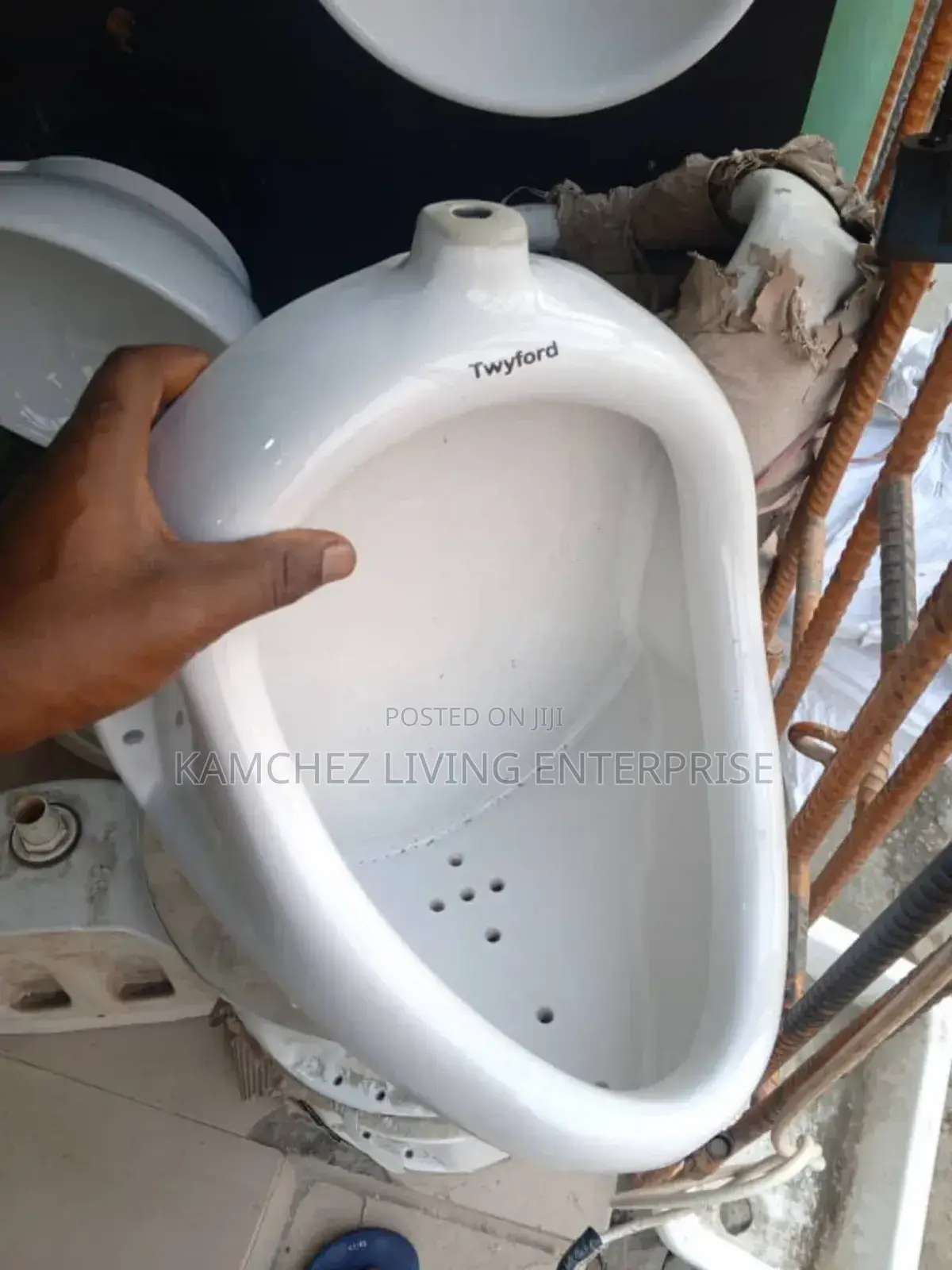 Twyford Oval Wall-Mounted Ceramic Urinal Bowl