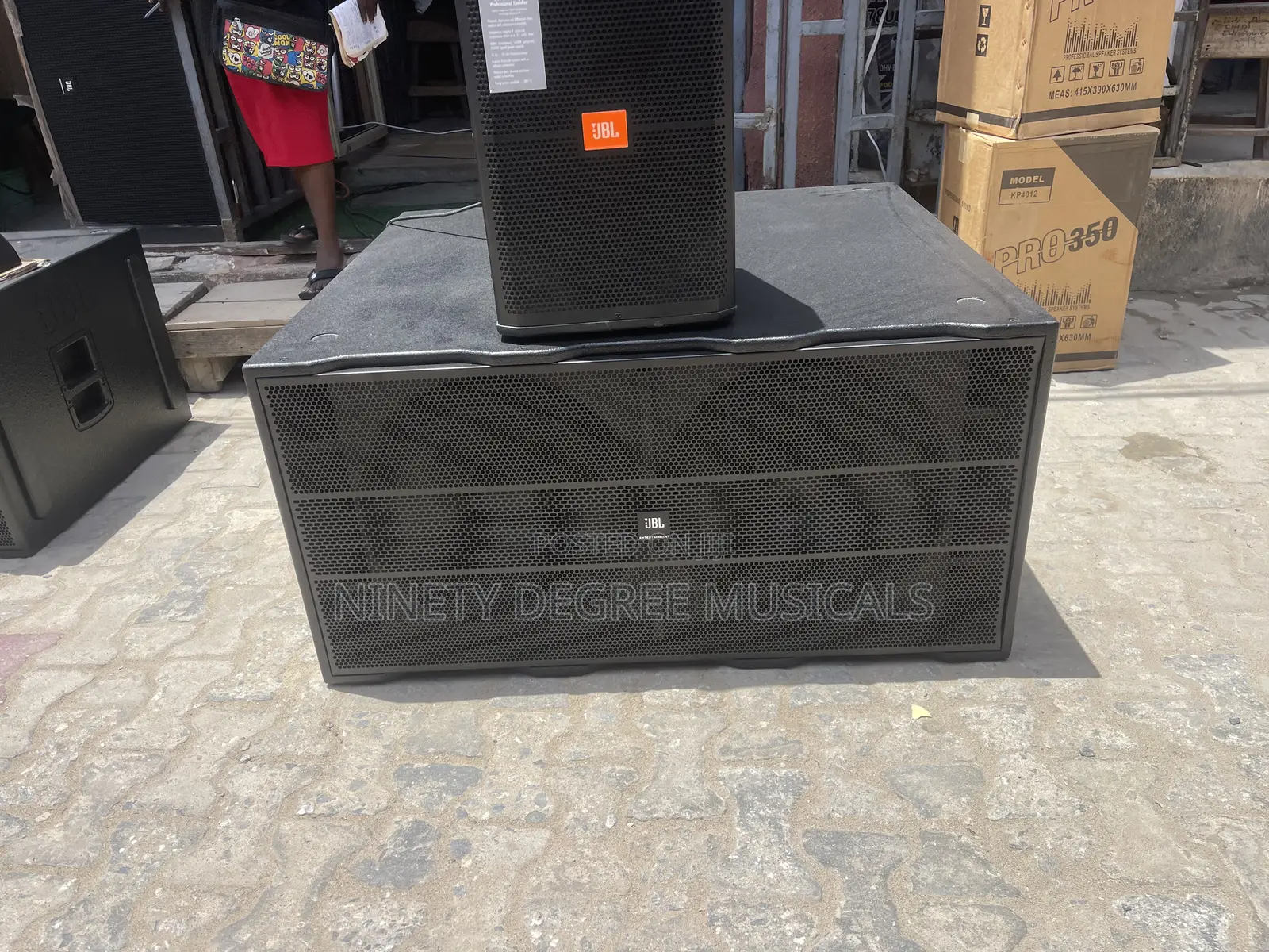 JBL Double 18 Inches Sub