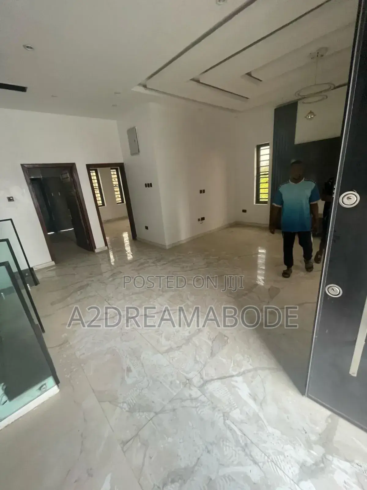 5bdrm Duplex in Adeniyi Jones for rent