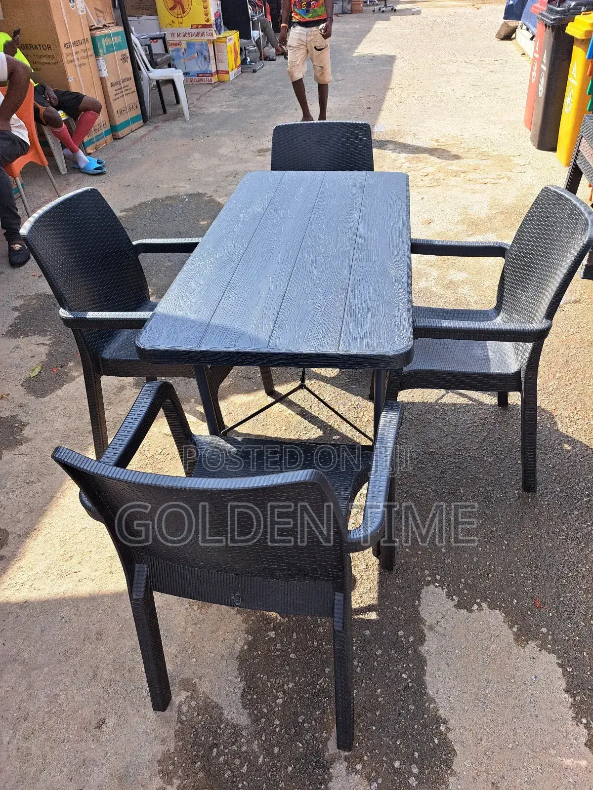 1 Set Plastic Table and Chairs