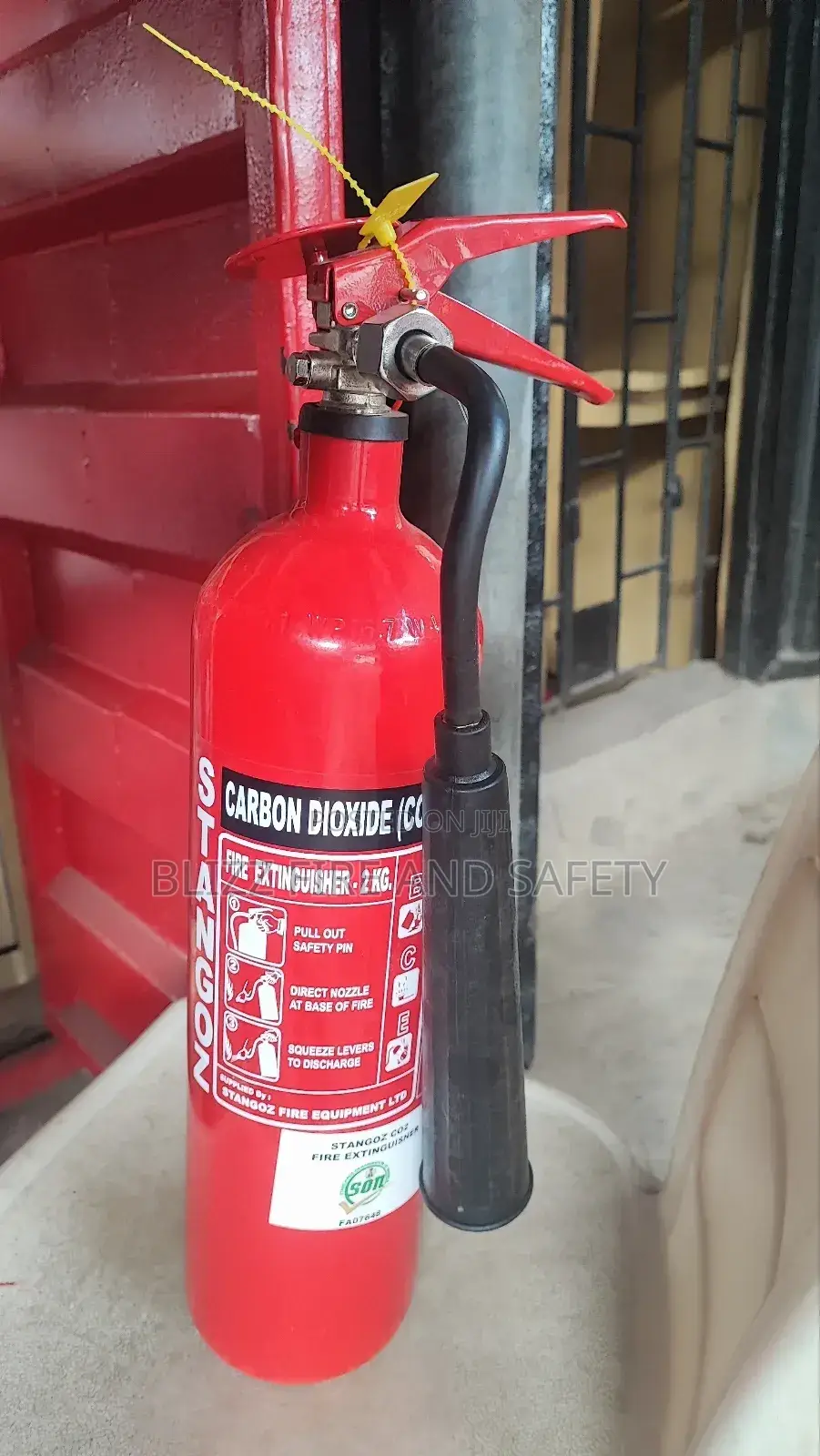 2kg Carbon Dioxide (Co2) Fire Extinguisher