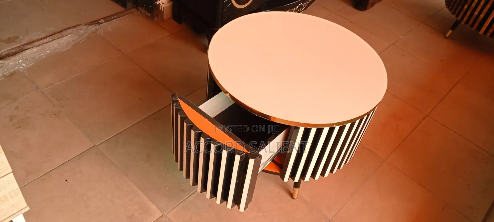 Top Notch Center Table With Drawer
