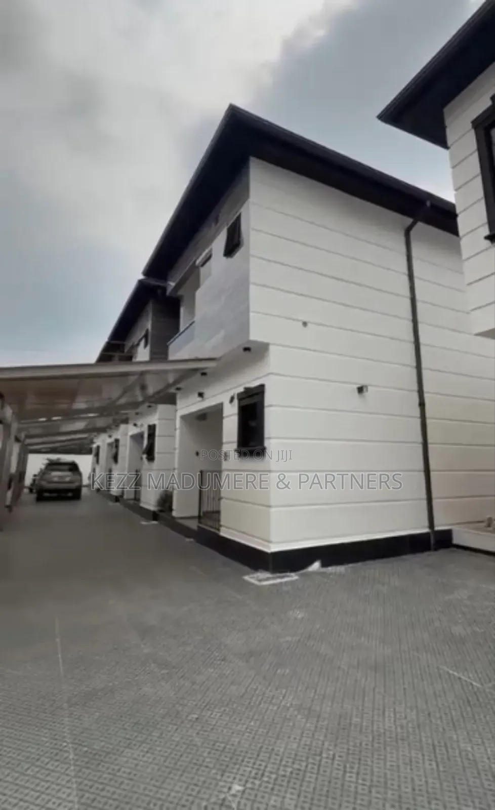 Furnished 4bdrm Duplex in Gated Estate Nta for sale