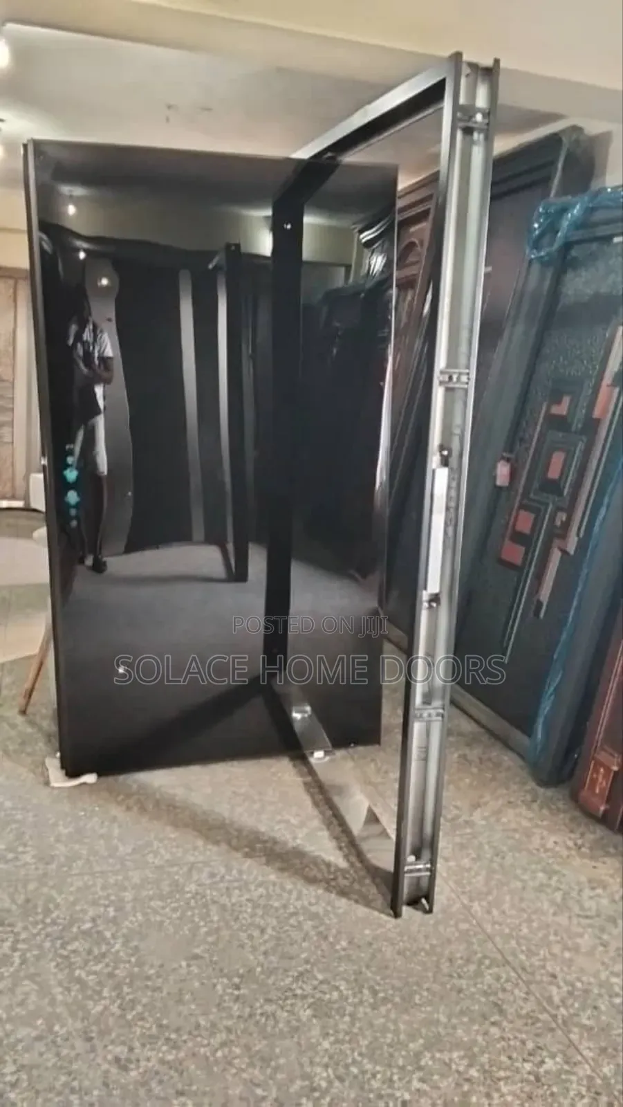 4ft Pivot Door