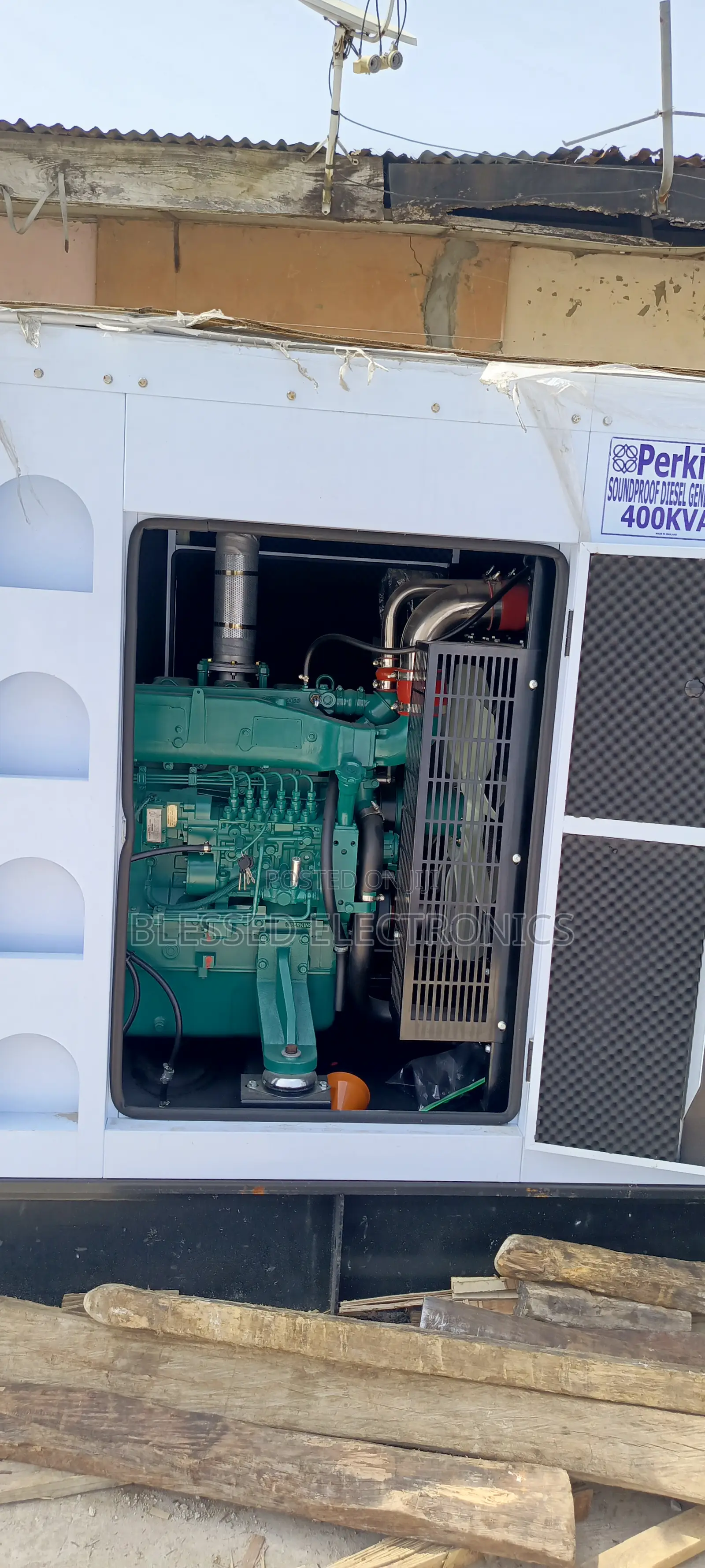 Perkins 400kva Soundproof Diesel Generator 100% Copper Wire
