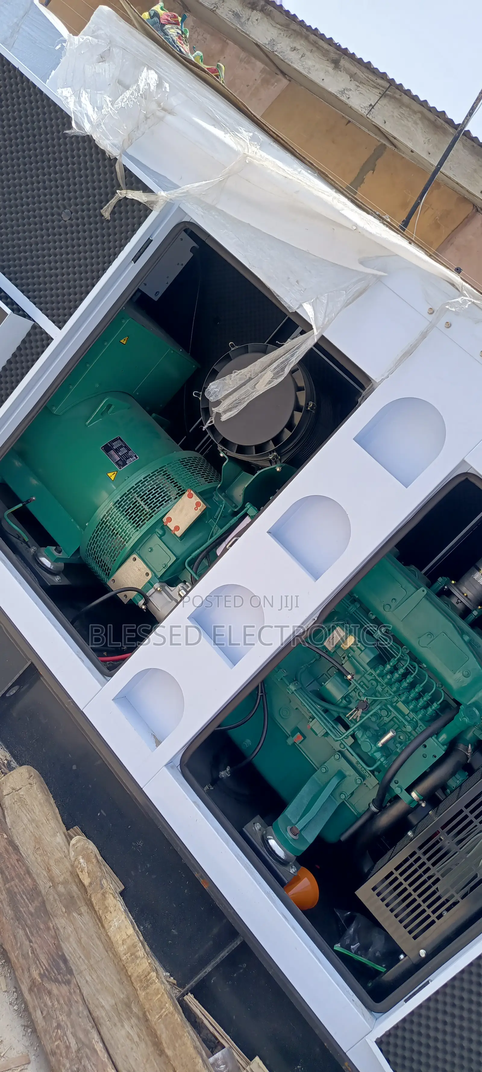 Perkins 400kva Soundproof Diesel Generator 100% Copper Wire