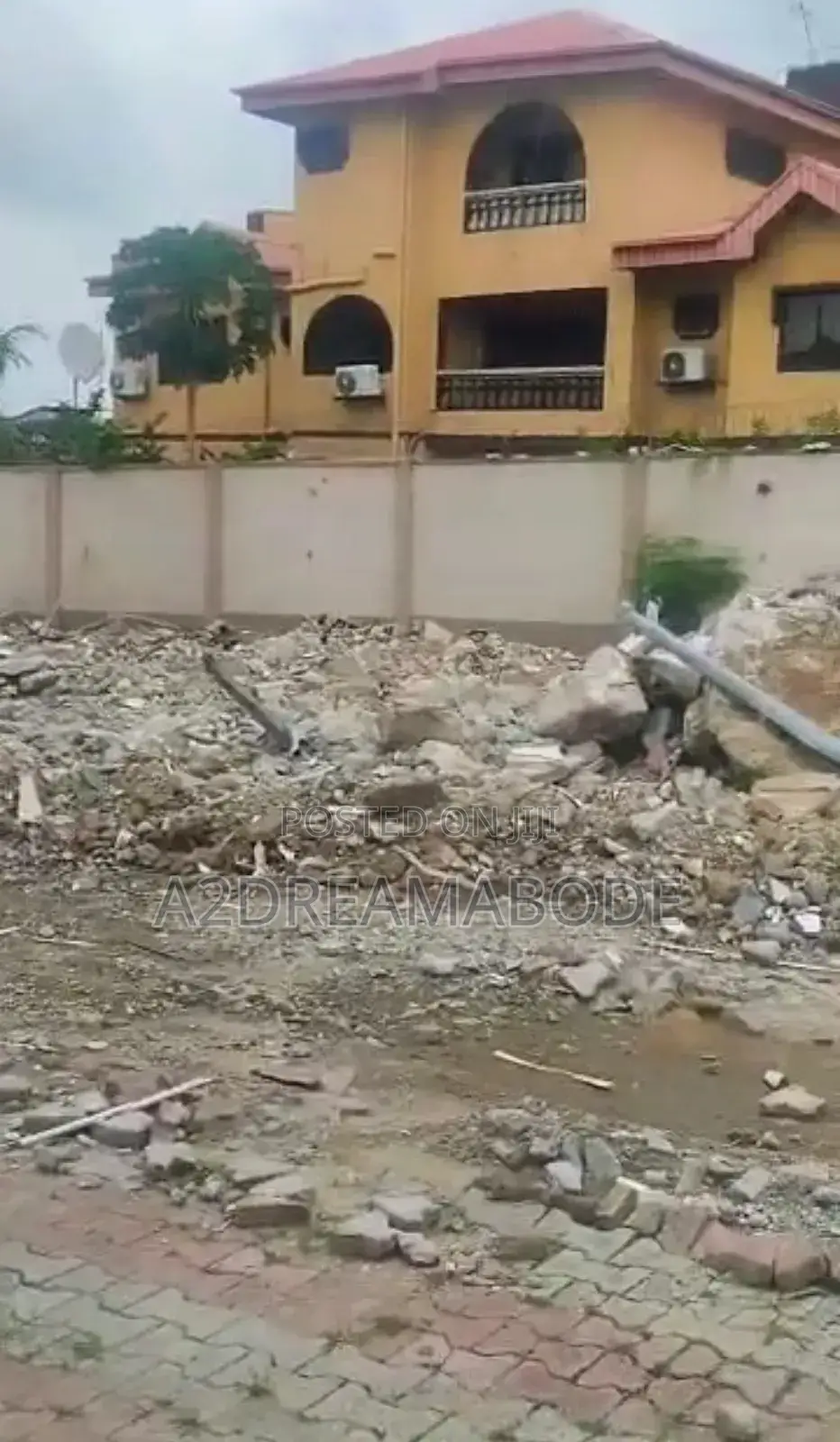 Exclusive Estate Land