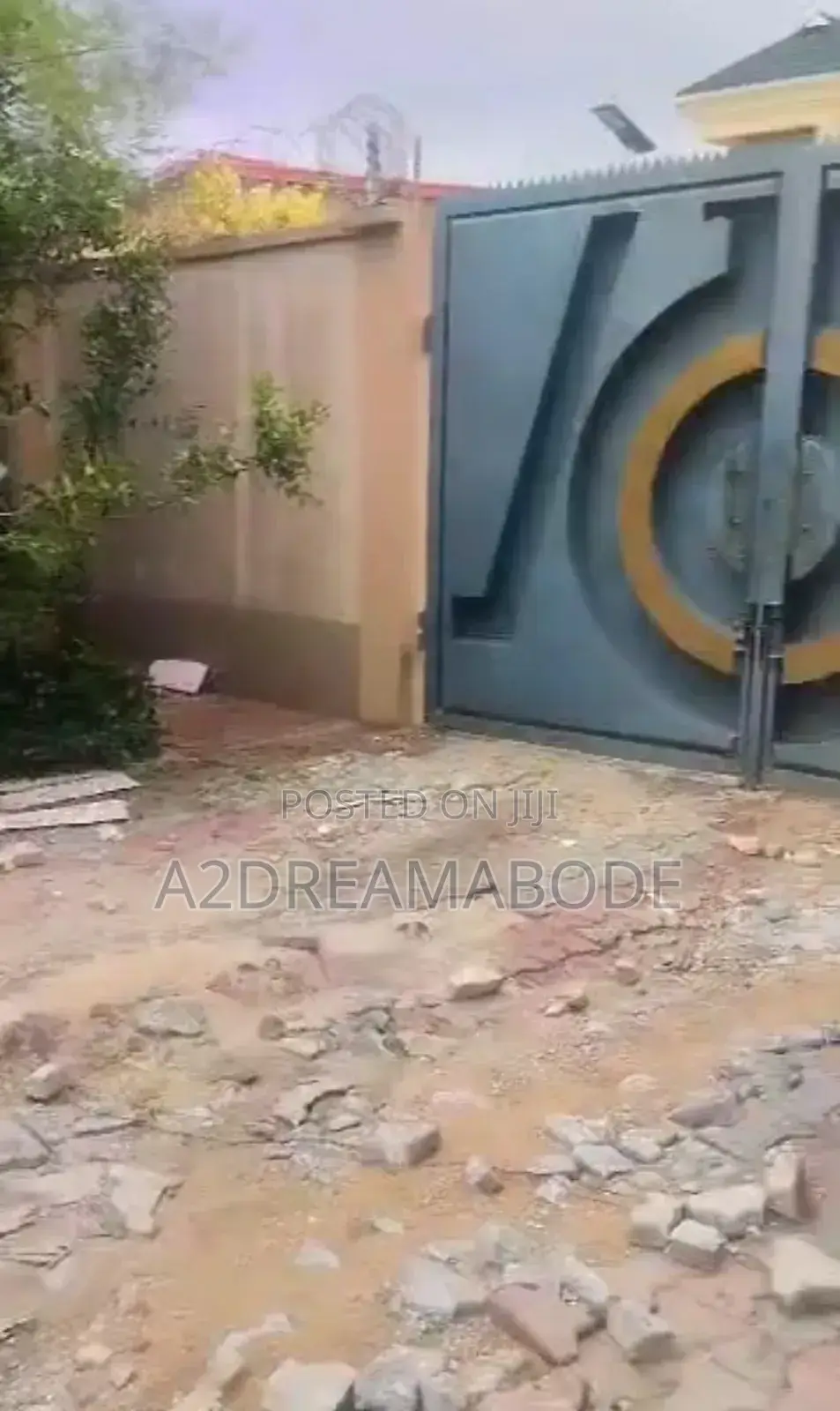 Exclusive Estate Land