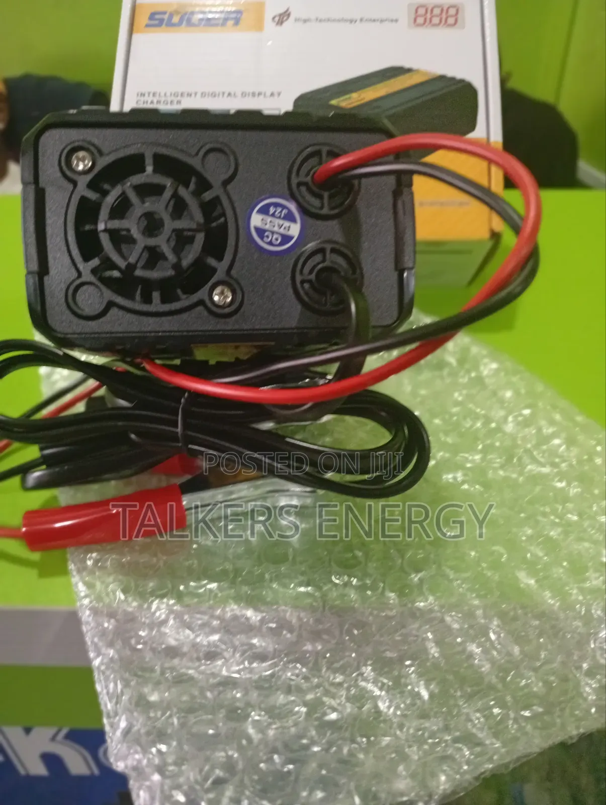 Digital Display Battery Suoer Charger Son -12v 10a