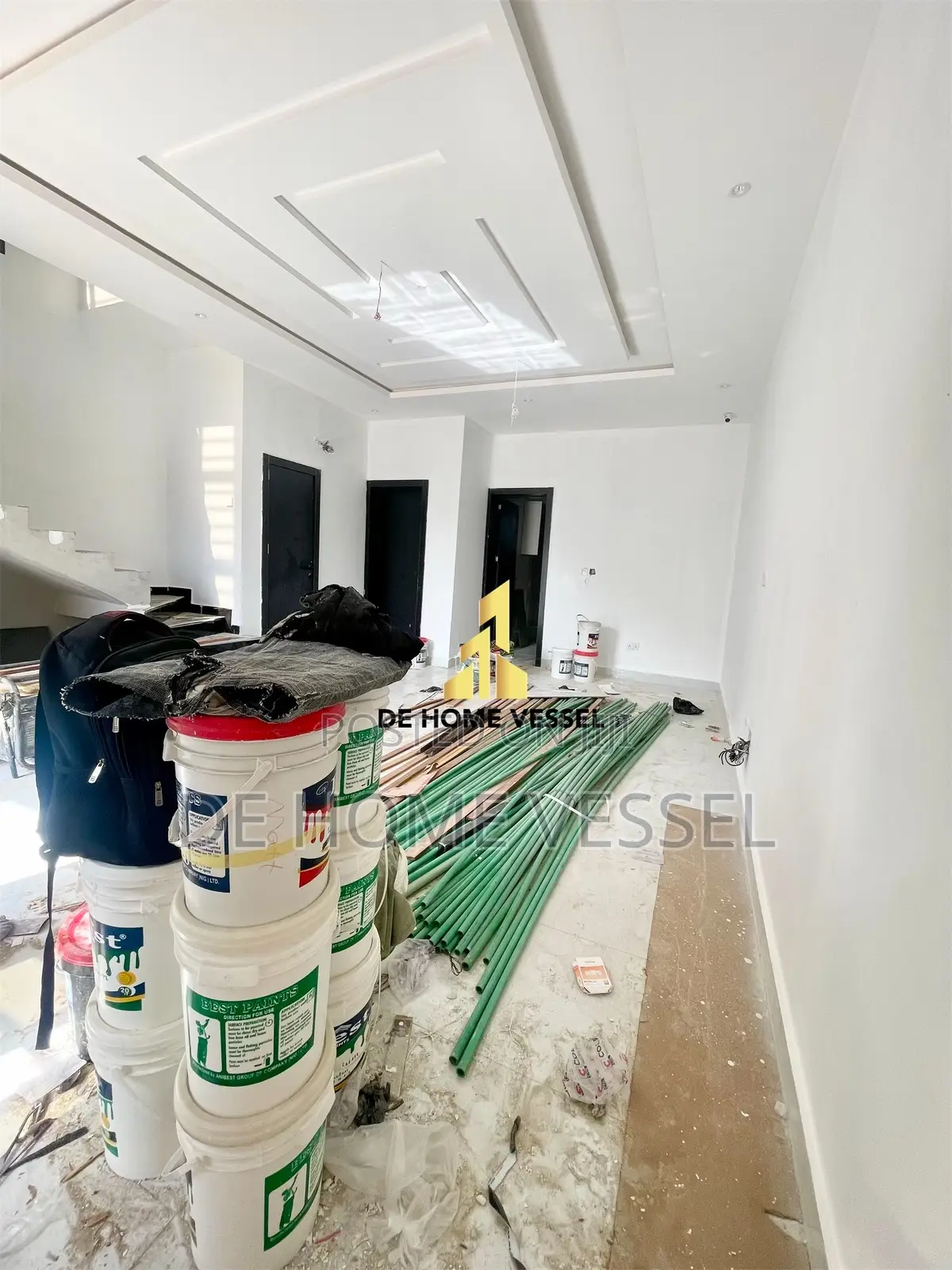 4bdrm Duplex in Chevron for sale